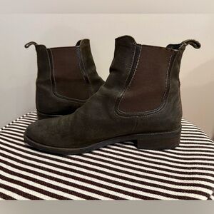 THURSDAY Women’s Chelsea Boots, Dark Olive Suede, Size 9